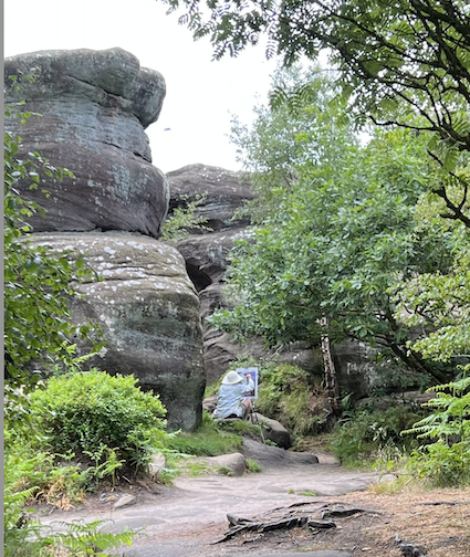 Painting in the Yorkshire Dales - Tucked away painting Brimham Rocks