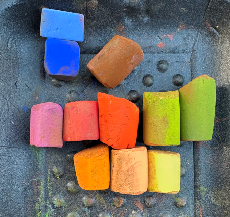 quick plein air painting: Bouganvillea in pot - Unison Colour pastels used